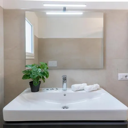 Apartment Elena - Affitti Brevi Italia *
